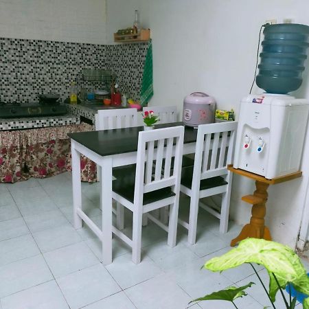 Shifana Homestay Syariah Yogyakarta Esterno foto