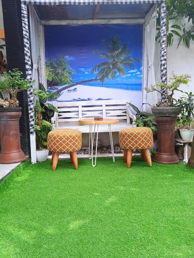 Shifana Homestay Syariah Yogyakarta Esterno foto
